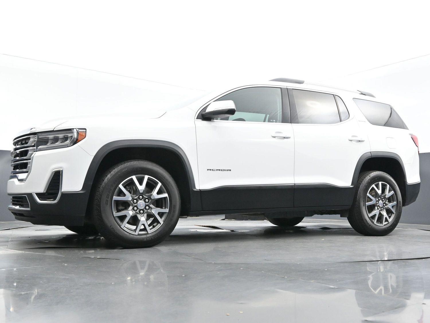 2023 Gmc Acadia SLE photo 44