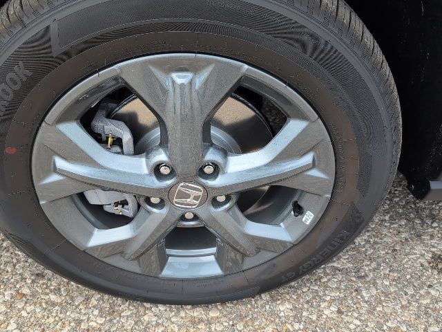2026 Honda HR-V LX photo 16