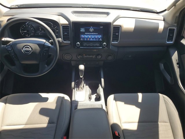 2022 Nissan Frontier SV photo 24