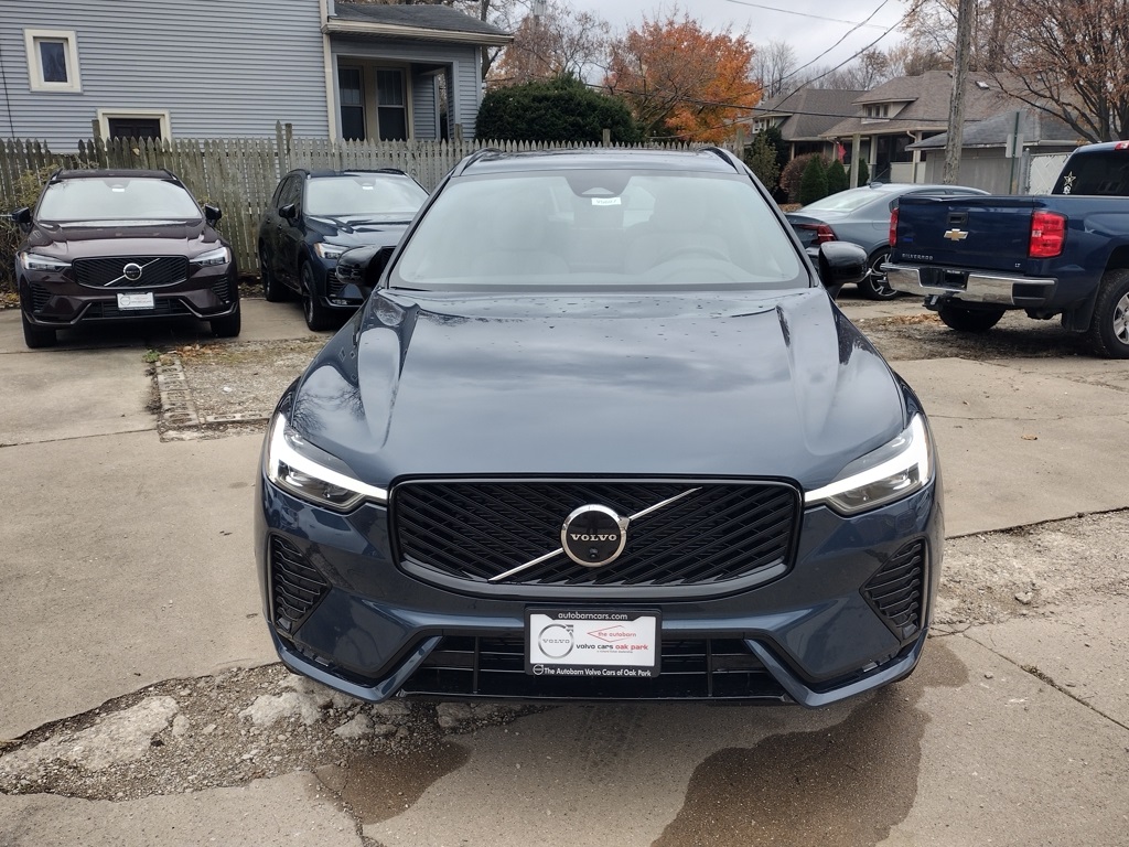 2026 VOLVO XC60 - Image 3