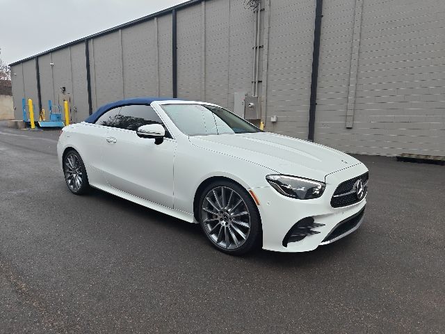 2023 Mercedes-Benz E-Class E450's photo