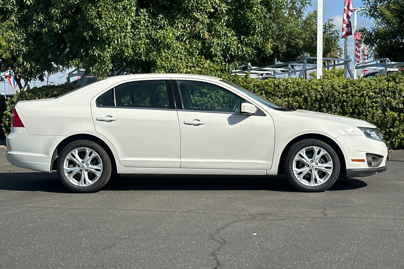 2012 Ford Fusion SE photo 3