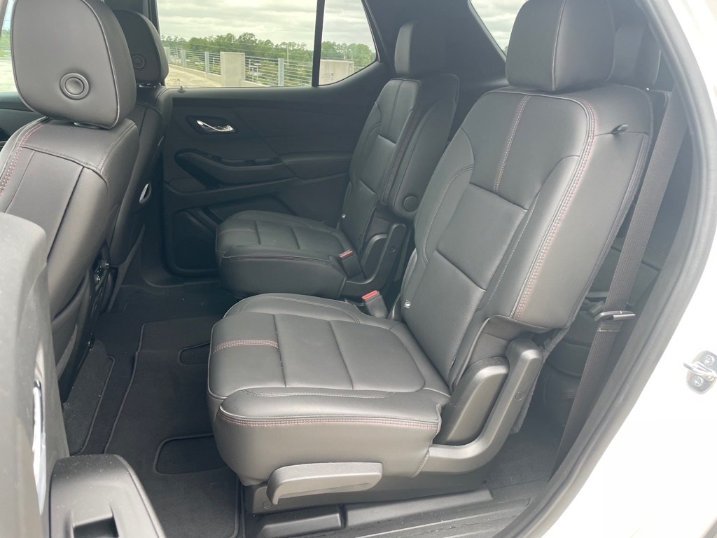 2023 Chevrolet Traverse RS photo 18