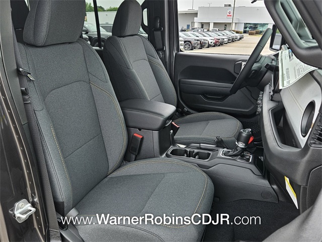 2025 Jeep Gladiator Sport S photo 15