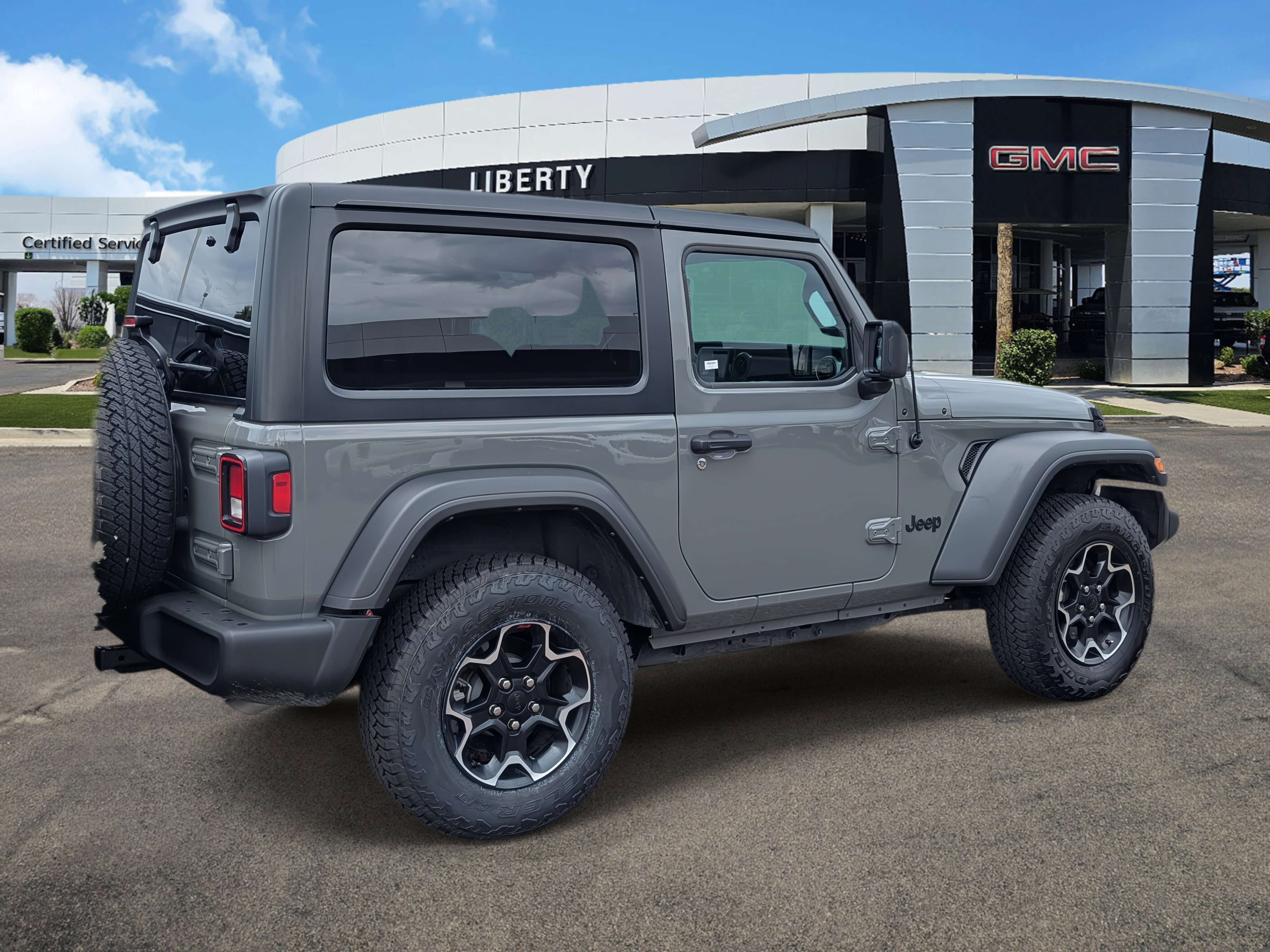 2021 Jeep Wrangler Sport S photo 2