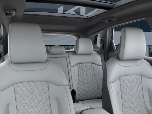 New 2025 Fusion Black Kia X-Line image 27