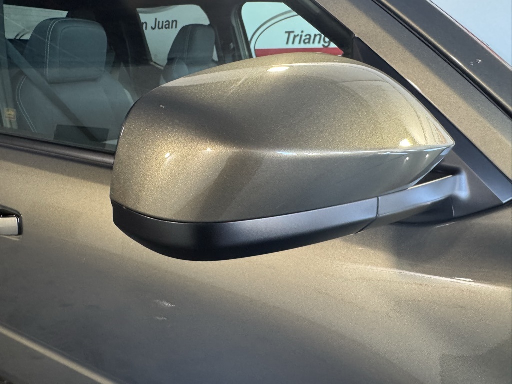 2025 Toyota Tacoma photo 10