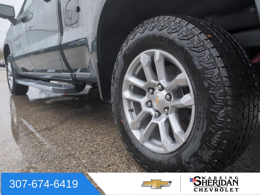 2026 Chevrolet Silverado 1500 LT photo 4