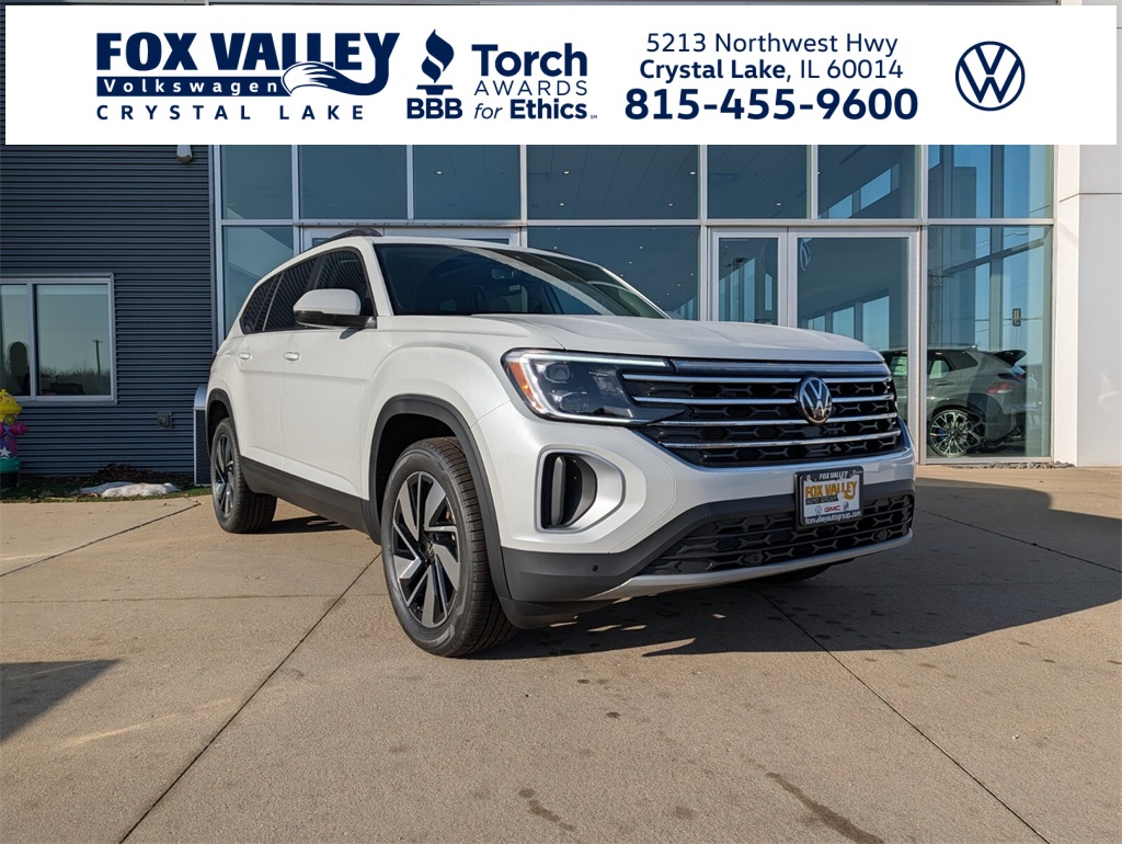 2026 Volkswagen Atlas SE's photo