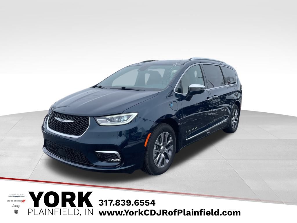 2024 Chrysler Pacifica PHEV Pinnacle's photo