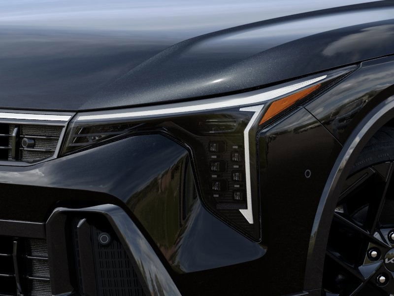 2025 Kia K4 GT-Line Turbo photo 4