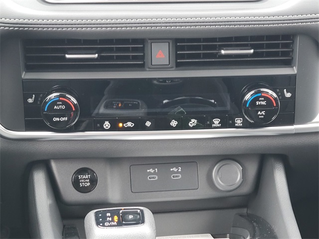 2026 Nissan Rogue SV photo 15