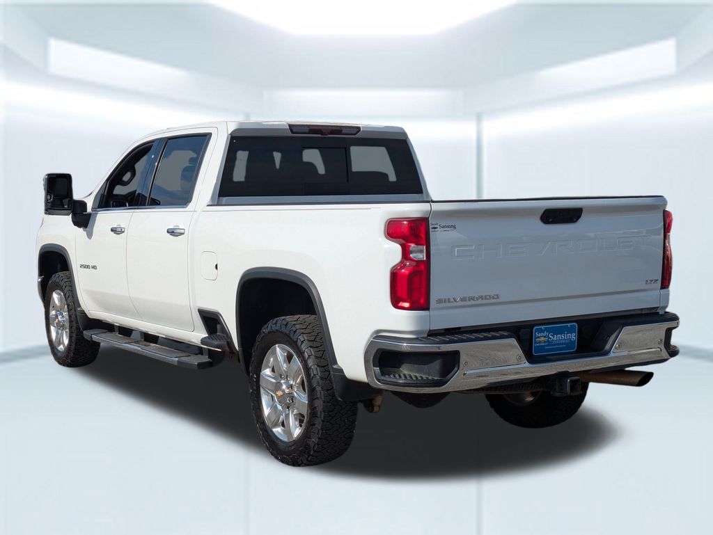 2021 Chevrolet Silverado 2500HD LTZ photo 2