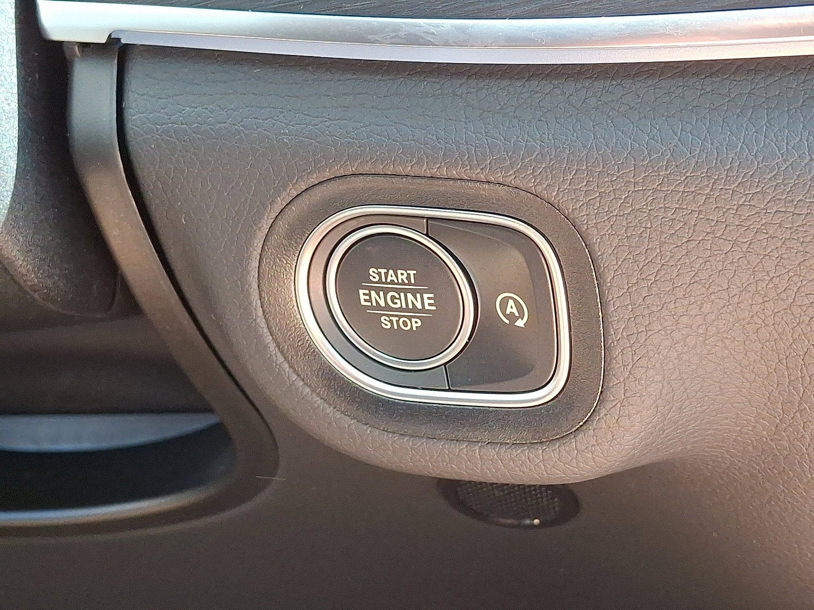 2026 Mercedes Benz GLS 450 4MATIC photo 19