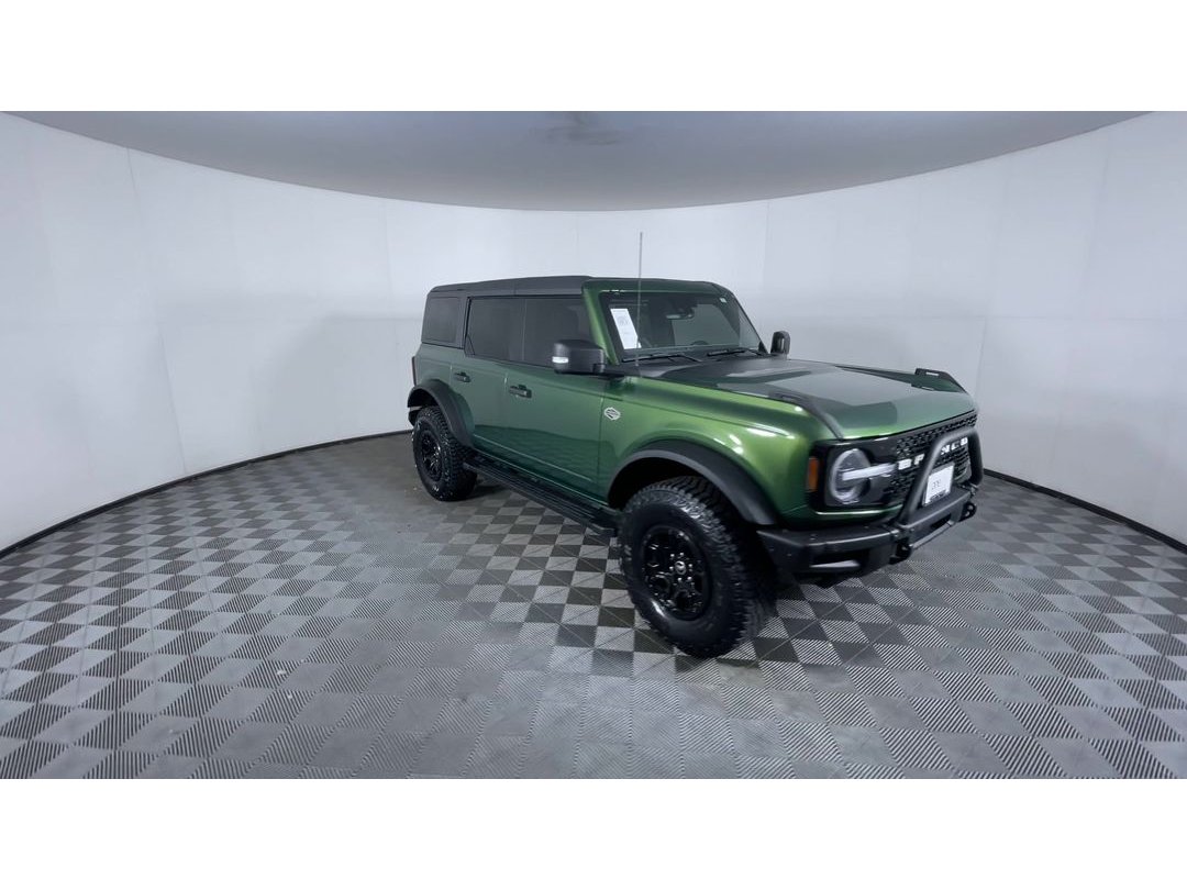 2022 Ford Bronco Wildtrak photo 2