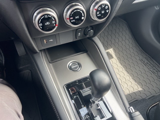 2025 Mitsubishi Outlander Sport ES photo 21