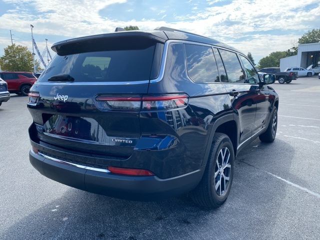 2023 Jeep Grand Cherokee Limited photo 5