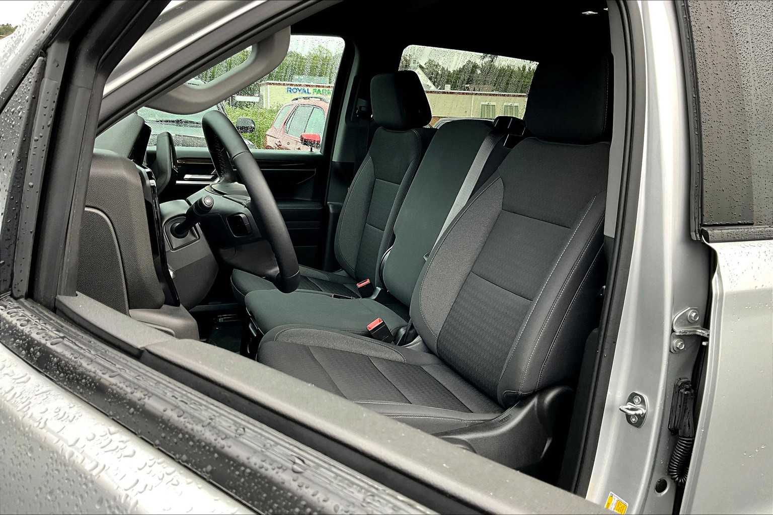 2022 Chevrolet Silverado 1500 LT photo 7