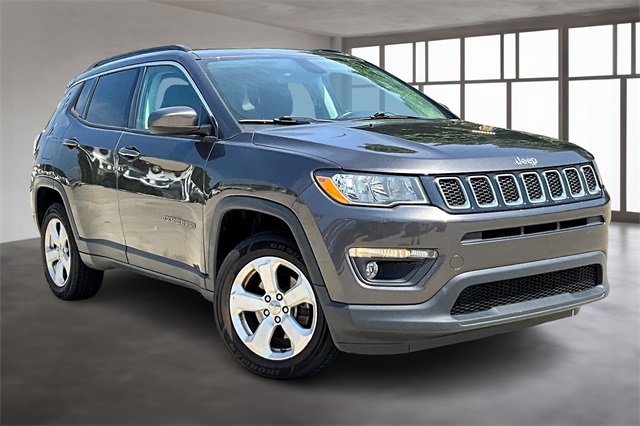 2018 Jeep Compass Latitude photo 13
