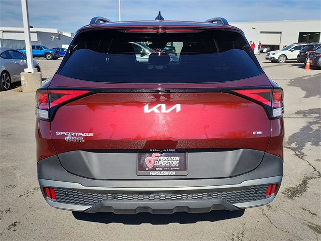 2023 Kia Sportage X-Line photo 3