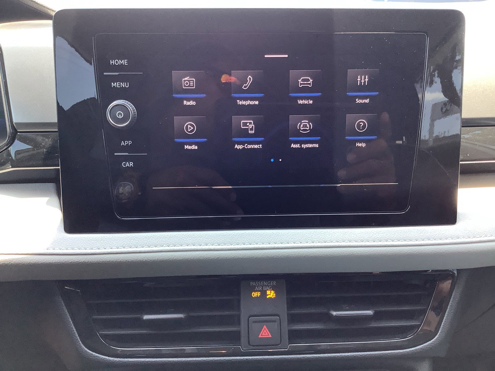 2025 Volkswagen Taos S photo 12
