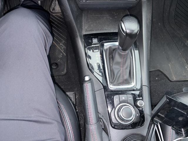 2015 Mazda Mazda3 s Grand Touring photo 13