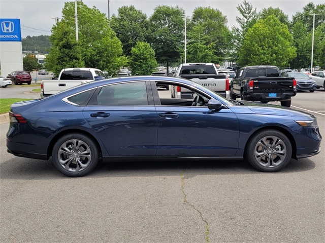 2025 Honda Accord Hybrid EX-L photo 2
