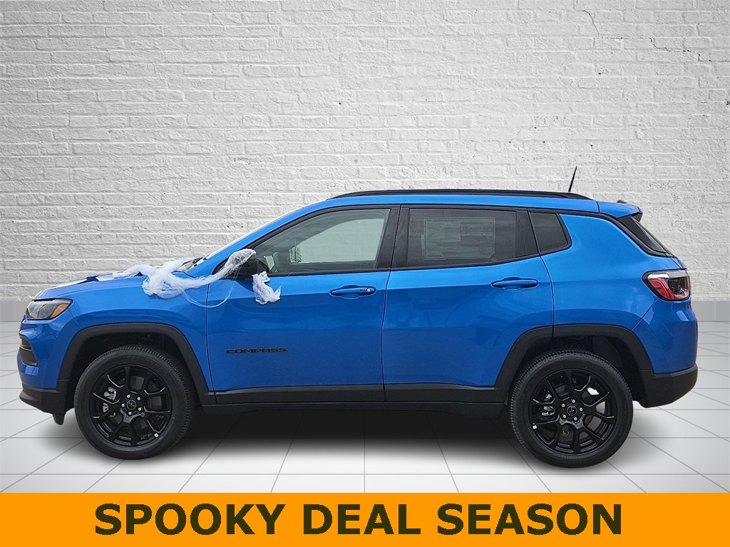 2026 Jeep Compass Latitude Altitude photo 2