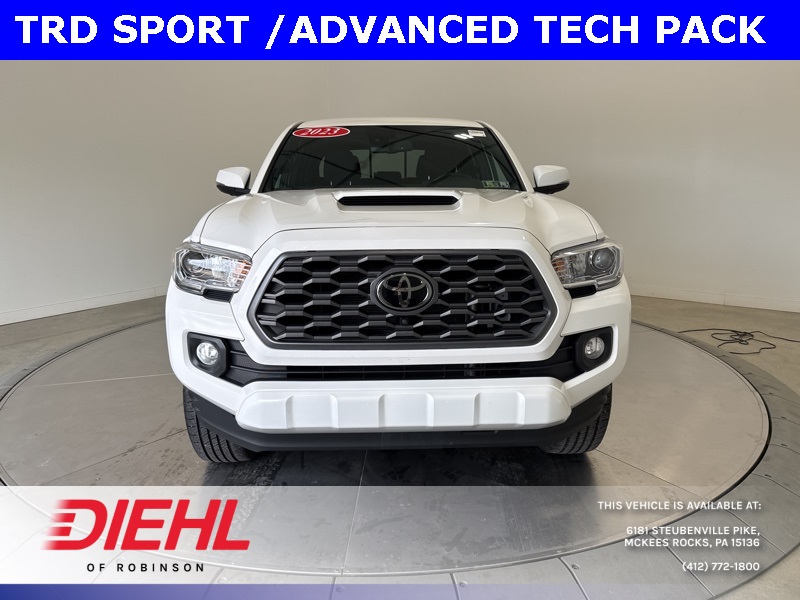 2023 Toyota Tacoma TRD Sport photo 2