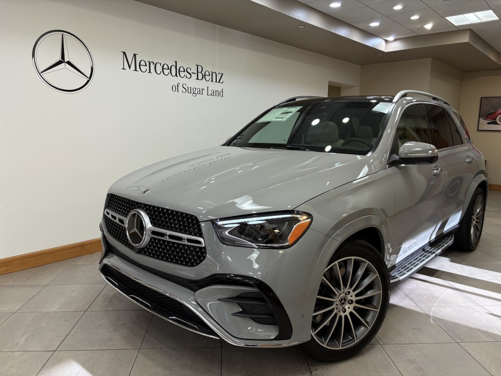2026 Mercedes-Benz GLE GLE450's photo