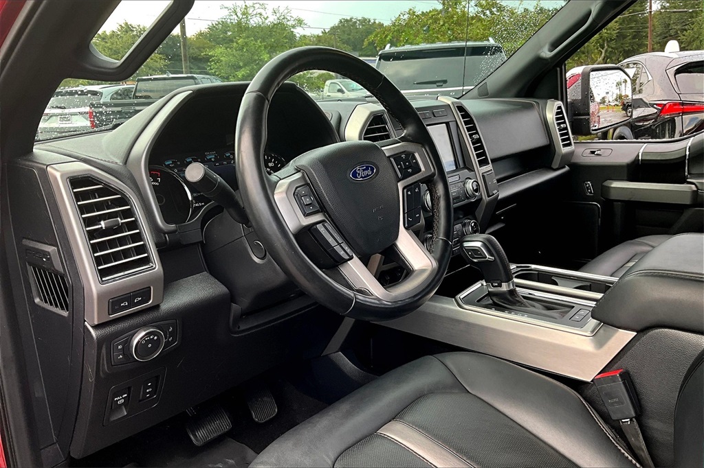 2020 Ford F-150 Platinum photo 18
