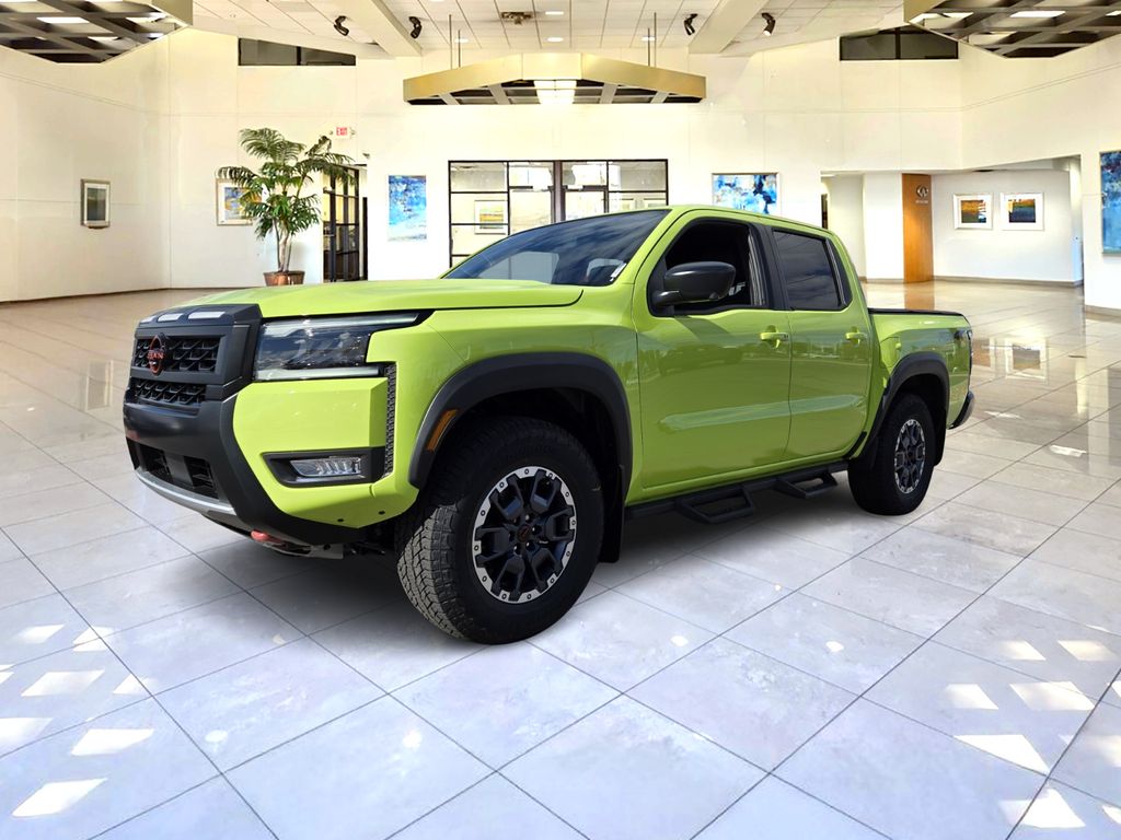 2026 Nissan Frontier PRO-4X photo 2