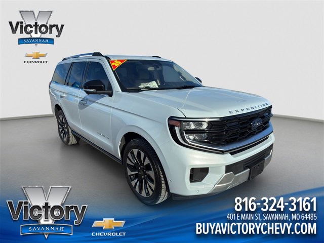 2025 Ford Expedition Platinum's photo