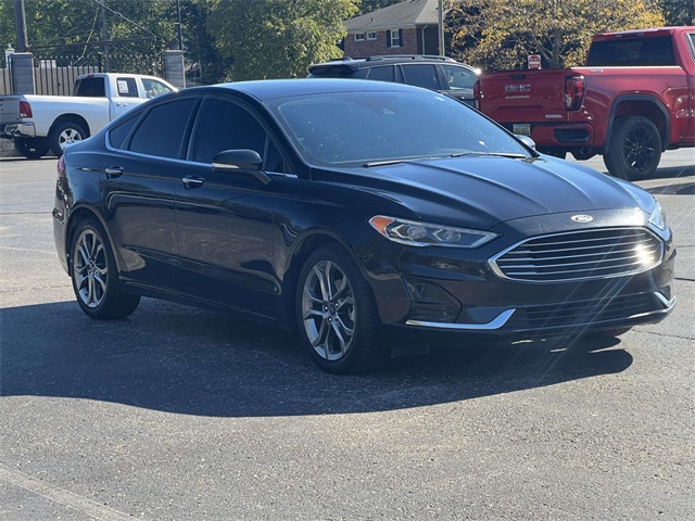 2020 Ford Fusion SEL photo 4