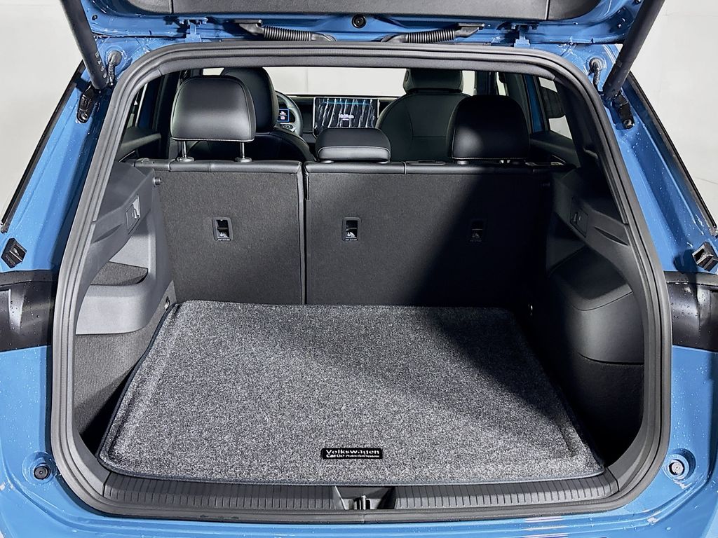 2025 Volkswagen Tiguan SE R-Line Black photo 21