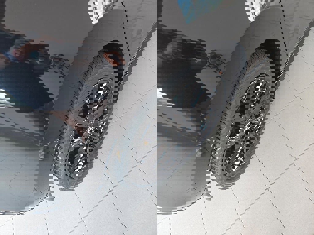 2025 Mazda Mazda3 2.5 Select Sport photo 9