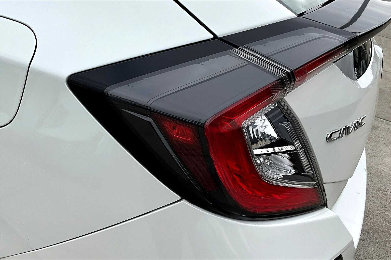 2019 Honda Civic Hatchback EX photo 28