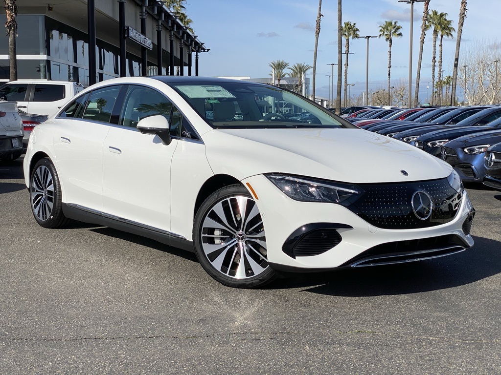 New 2025 White Mercedes-Benz 350+ Sedan image 1