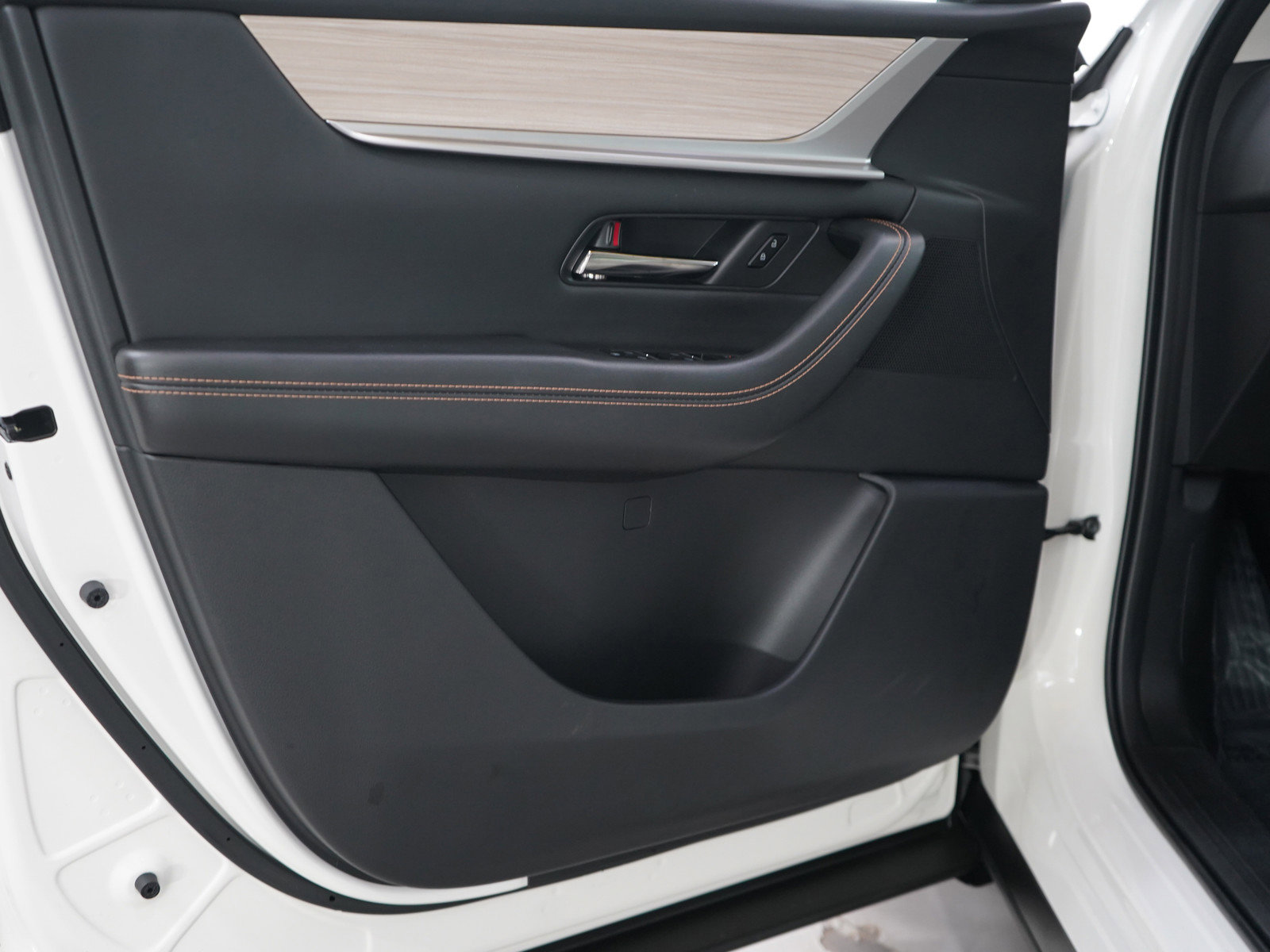 2024 Mazda CX-90 Premium photo 20