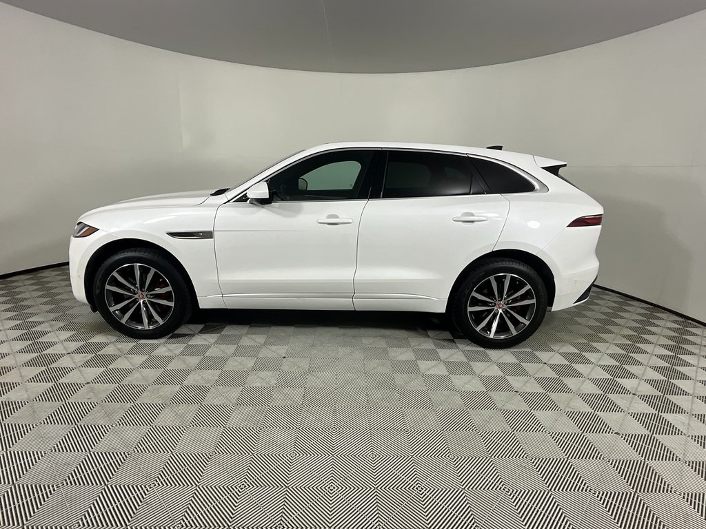2024 Jaguar F-PACE P400 R-Dynamic S photo 2