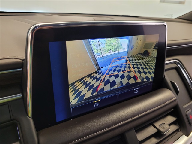 2023 Chevrolet Suburban LT photo 15