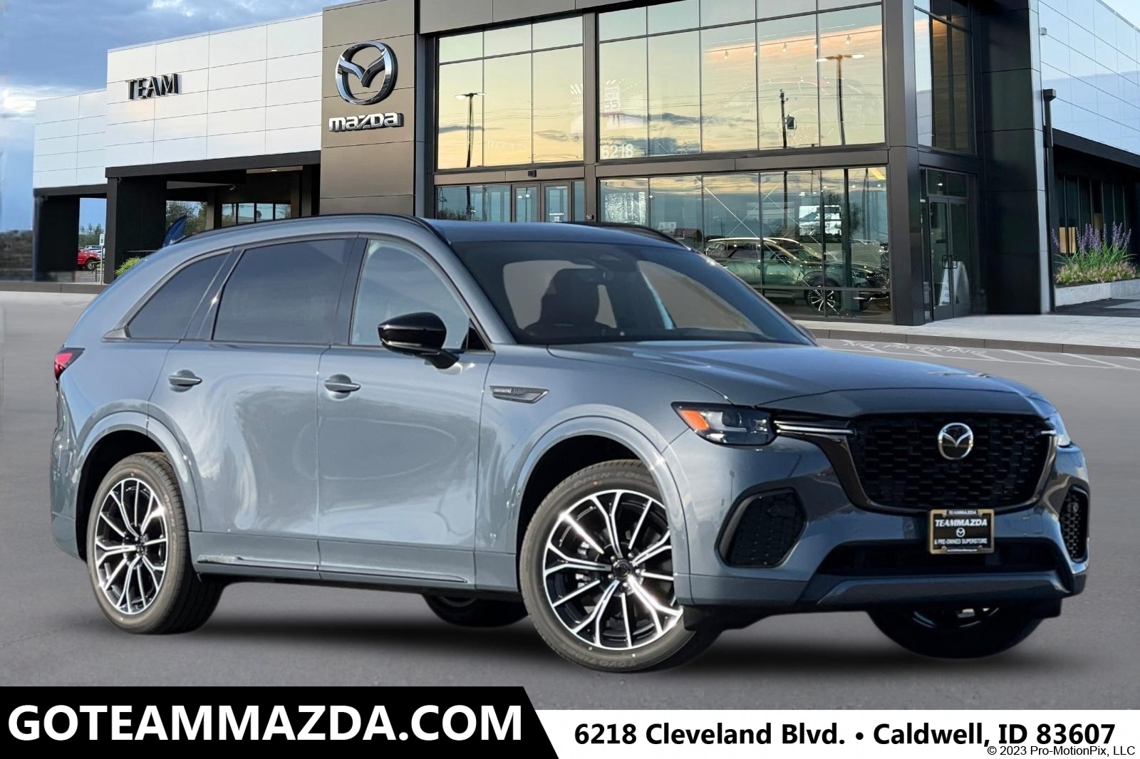 2026 Mazda CX-70 Premium Package's photo