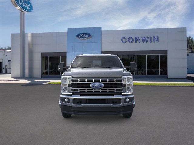 2026 Ford F-350 photo 6