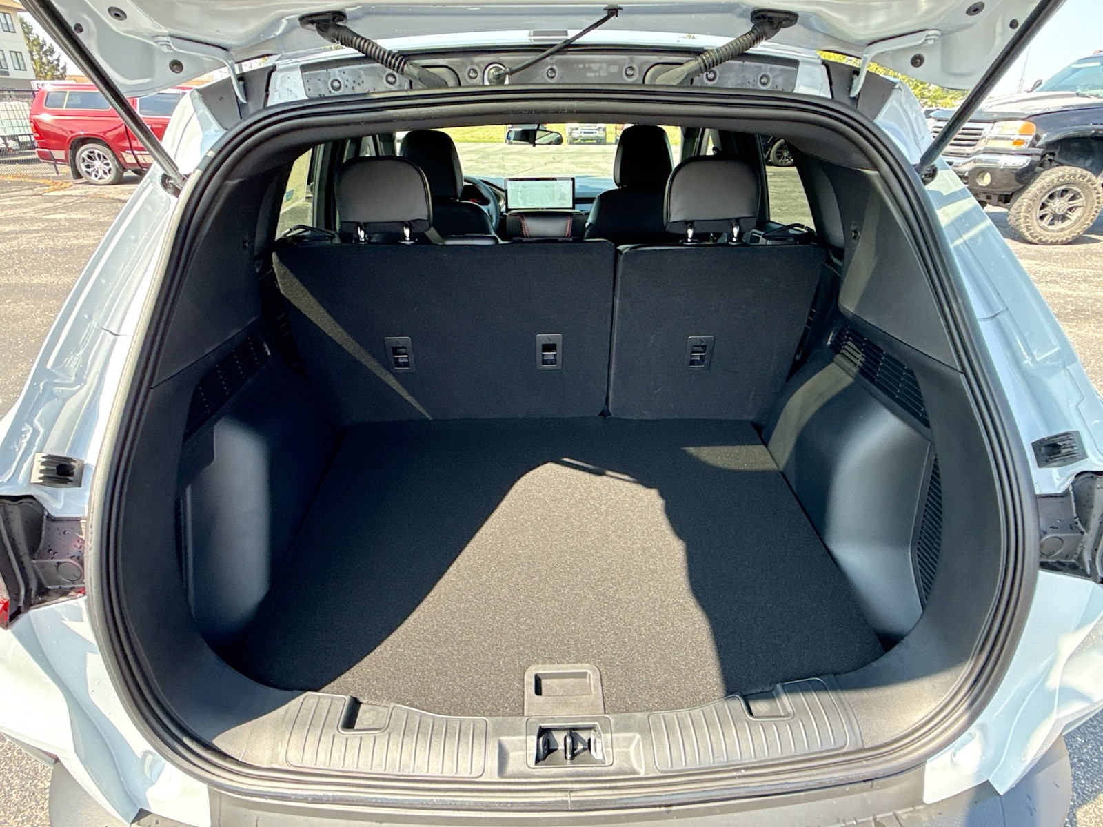 2026 Ford Escape ST-Line photo 25