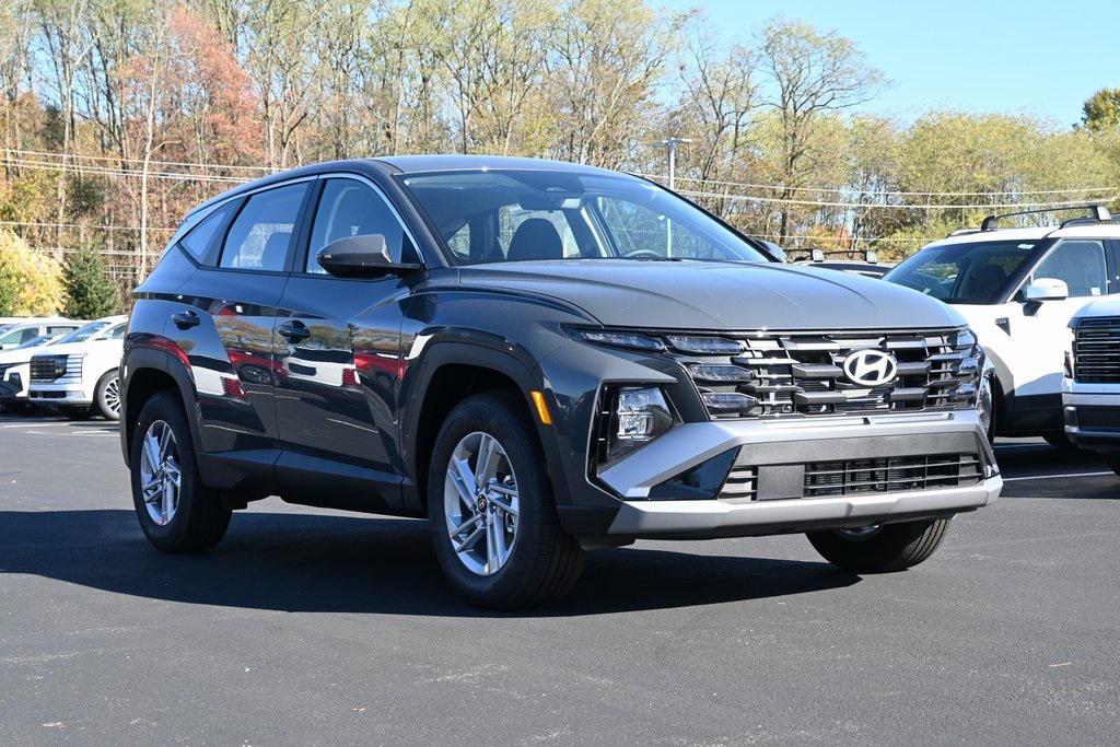 2026 Hyundai Tucson SE's photo