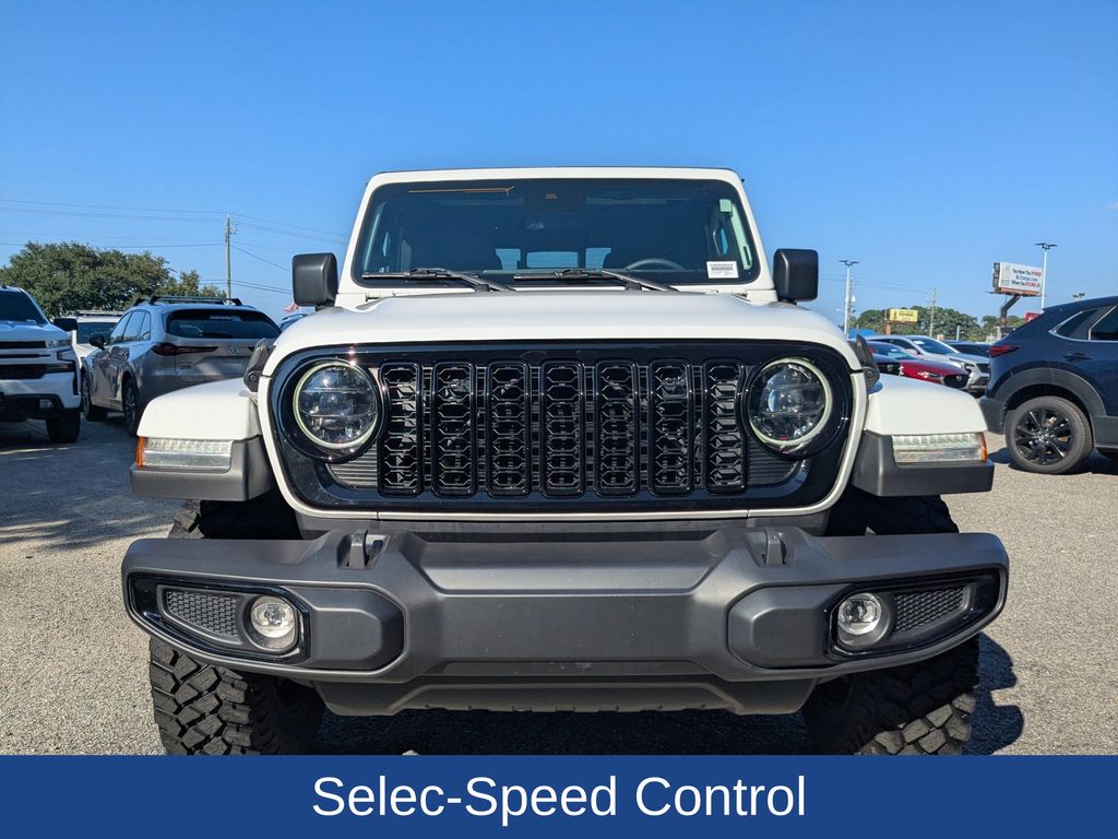 2024 Jeep Gladiator Willys photo 9