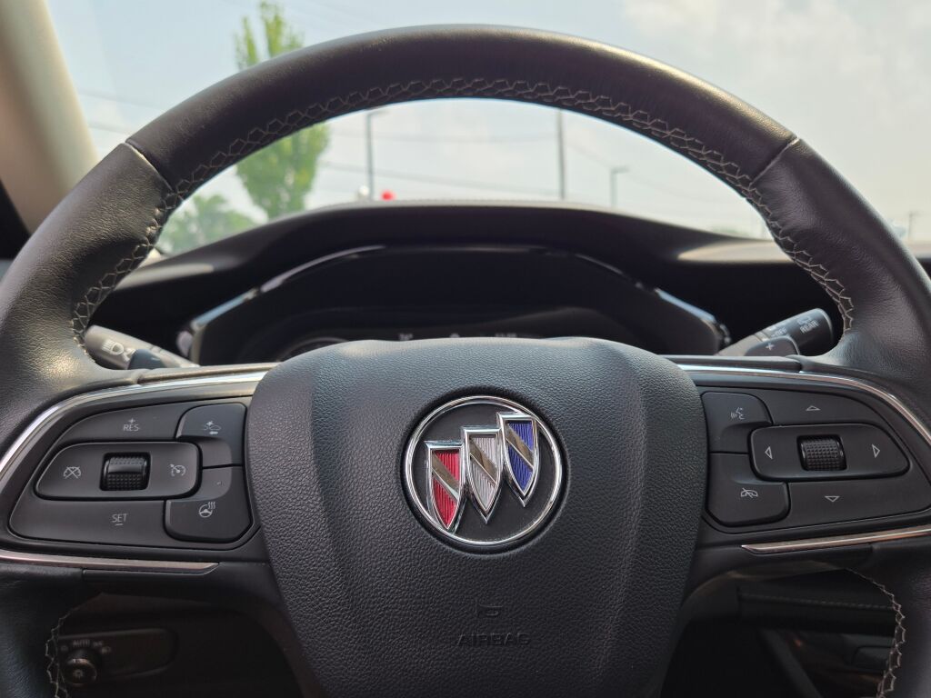2023 Buick Envision Essence photo 34