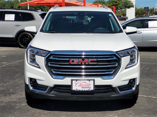 2024 Gmc Terrain SLT photo 2