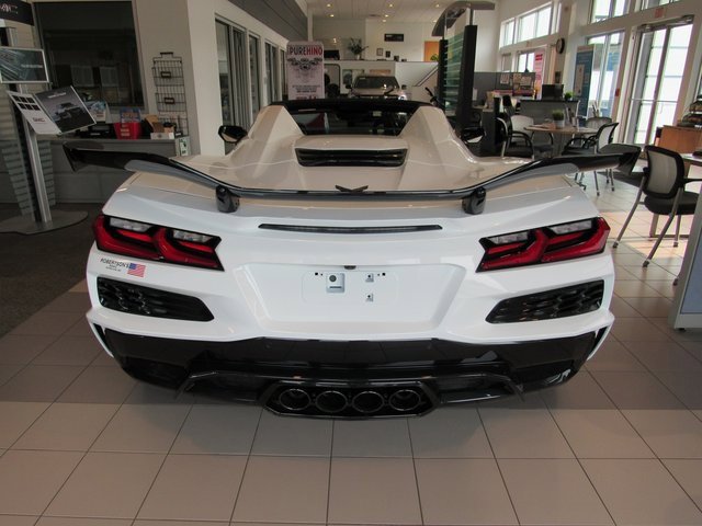 2024 Chevrolet Corvette Z06 3LZ photo 3