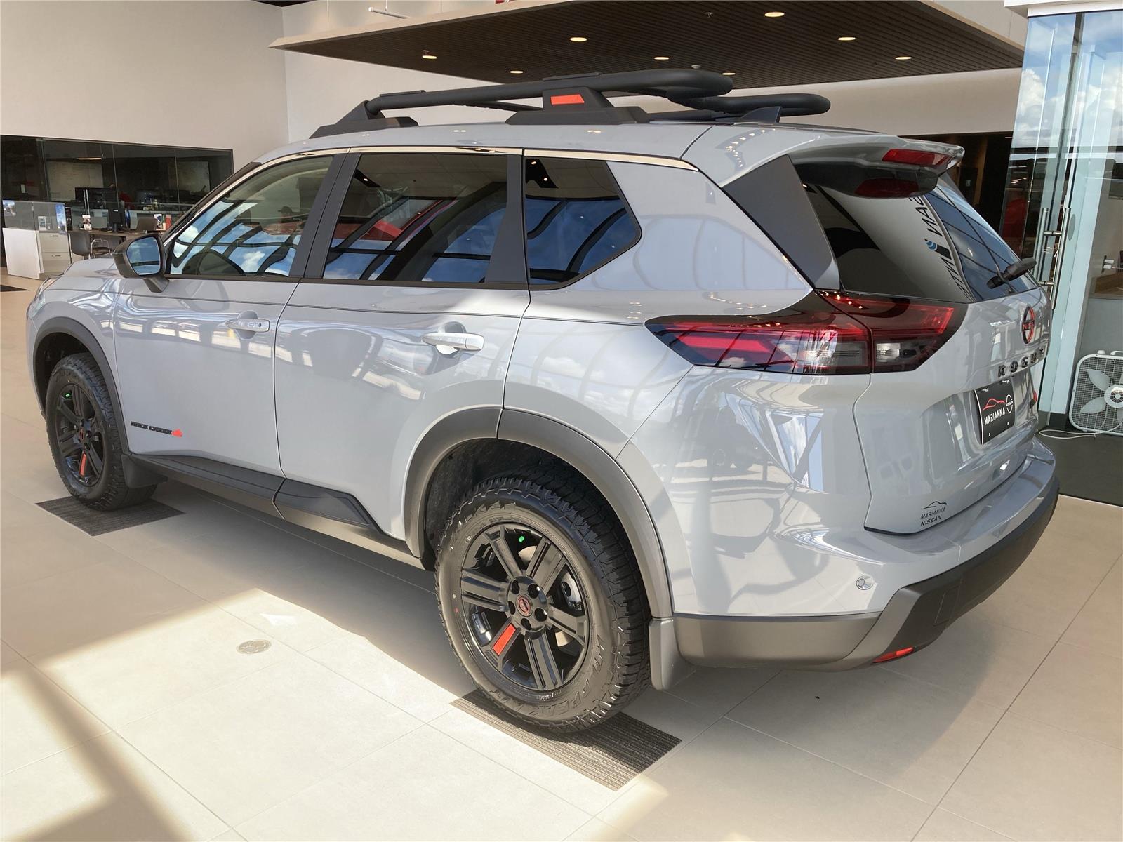 2026 Nissan Rogue SV photo 4